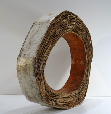Sculpture intitulée "Retour aux sources…" par Sylvie Loudieres, Œuvre d'art originale, Carton