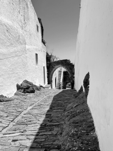 Photographie intitulée "Monsaraz" par Ismael Amante Encinas, Œuvre d'art originale, Photographie numérique