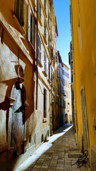 Φωτογραφία με τίτλο "Une rue pittoresque" από Emma Laflute, Αυθεντικά έργα τέχνης, Μη χειραγωγημένη φωτογραφία