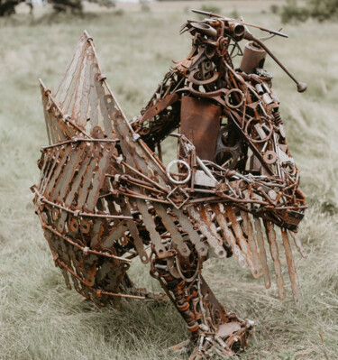 "Conquering Demons" başlıklı Heykel Stick Built Modifieds tarafından, Orijinal sanat, Metaller