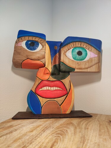 Sculpture intitulée "Eyescub" par Wenzo, Œuvre d'art originale, Bois