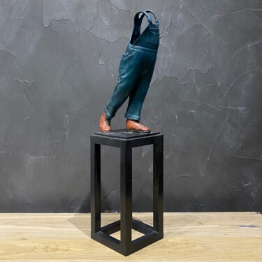 Sculptuur getiteld "À Coluche, petit fo…" door Guillaume Werle, Origineel Kunstwerk, Bronzen