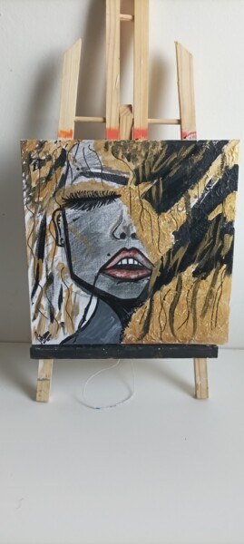 Painting titled "La Femme Dorée – Lu…" by Atelier Sissi Krea, Original Artwork, Acrylic
