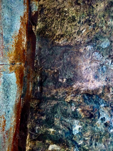 Fotografie mit dem Titel "Rost trifft Stein" von Frank Wichmann (sinnesreiz.art), Original-Kunstwerk, Digitale Fotografie