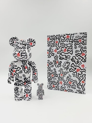 Sculpture intitulée "Bearbrick Keith Har…" par Bearbrick, Œuvre d'art originale, Plastique