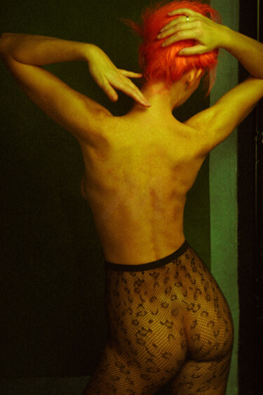 Photography titled "The slender back of…" by Vallery Shama, Original Artwork, Digital Photography