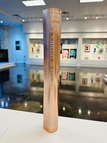 Rzeźba zatytułowany „One Dollar Rols Gol…” autorstwa Karl Lagasse, Oryginalna praca, Aluminium