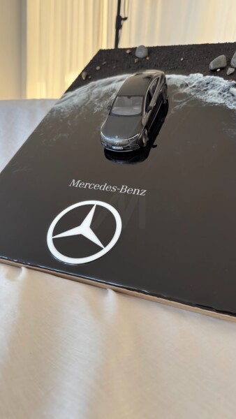 Sculpture intitulée "Black Sand Serenity…" par Daria Vergina, Œuvre d'art originale, Résine