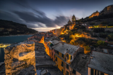 Фотография под названием "Top of the Tower" - Giovanni Laudicina, Подлинное произведение искусства, Цифровая печать Установл…