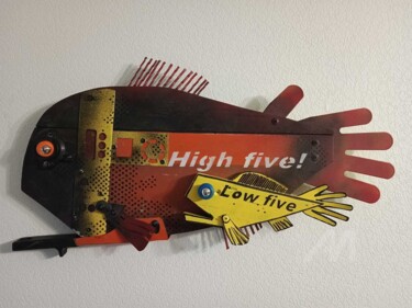 "Fish High five!" başlıklı Heykel Hakaro tarafından, Orijinal sanat, Ahşap