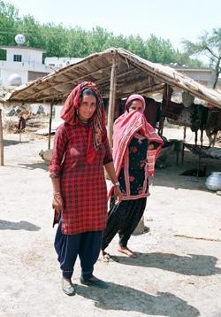 Photography titled "two ladies" by Sandeep Singh, Original Artwork