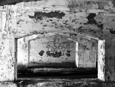 Photography titled "Grunge Grafitti Bri…" by Connie M., Original Artwork