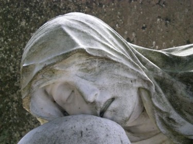 Photographie intitulée "Miséricorde (Détail)" par Morgane A., Œuvre d'art originale