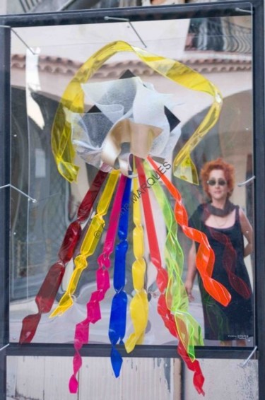 Sculpture intitulée "La Comète" par Cristina Marquès, Œuvre d'art originale, Plastique Monté sur Métal