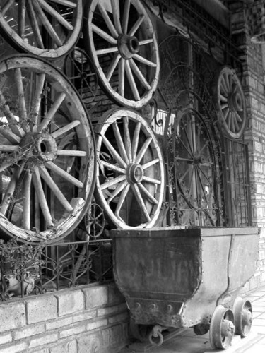 Photography titled "Wagon Wheel" by Angelo Di Pietrantonio, Original Artwork