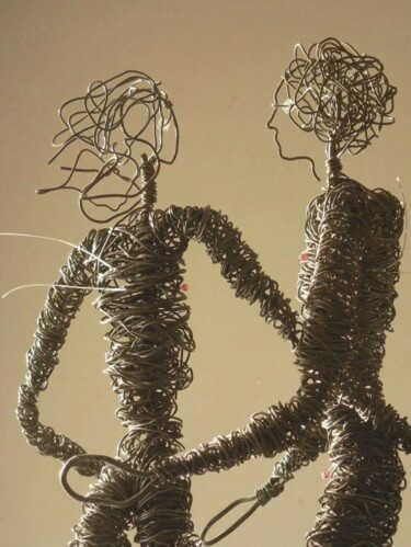 Sculpture intitulée "Dans tes yeux 2" par Pascal Borgo, Œuvre d'art originale, Fil de fer