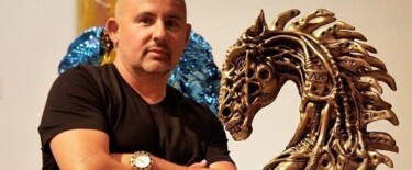 Krzysztof Plonka, entre mythes et visions futuristes