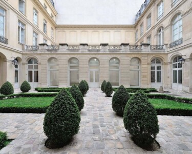 当美国画廊进驻巴黎：世界艺术之都的回归