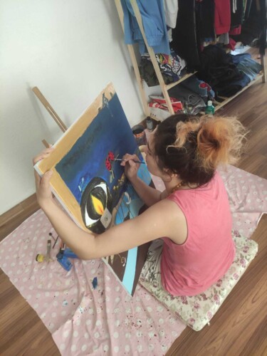 Portrait d'artiste | Esma Kartal : La couleur comme langage de l'âme