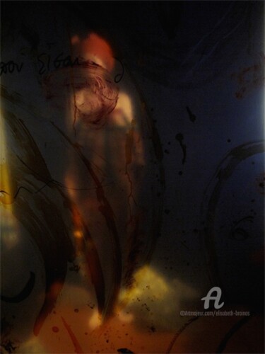 elle avance voilée Photographie intitulée "elle avance voilée" par Elisabeth Brainos, Œuvre d'art originale