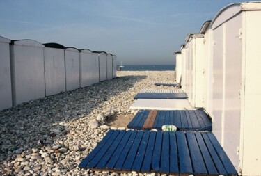Photographie intitulée "Le Havre. Cabines d…" par Catherine Boutin, Œuvre d'art originale