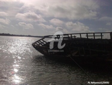 Photographie intitulée "bateau.jpg" par El Yahyaoui Noureddine/ Maison Des Arist, Œuvre d'art originale