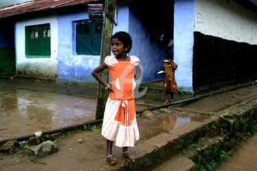 Fotografia intitolato "bambini di Munnar" da Gian Piero Trucco, Opera d'arte originale