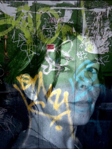 Photographie intitulée "AUTOPORTRAIT TAGS" par Catherine Martel, Œuvre d'art originale, Photographie numérique