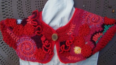 Art textile intitulée "du rouge pour Cloth…" par Anne-Frédérique Ferret, Œuvre d'art originale