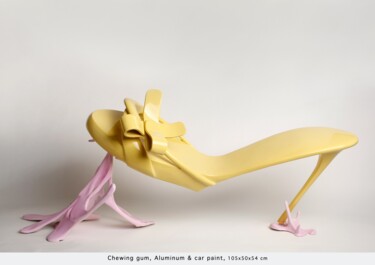 Chewing gum Sculpture titled "Chewing gum" by Michal Fuhrer, Original Artwork, Bronze