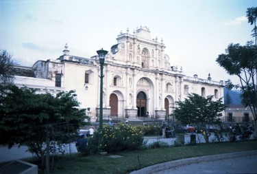 Fotografía titulada "Antigua, Guatemala.…" por Guillermo Aurelio Barón Cabut, Obra de arte original