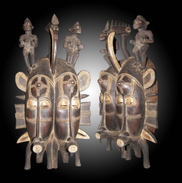 Masque Sénoufo art tribal art d'afrique premier ka 雕塑 标题为“Masque Sénoufo art…” 由Kebe, 原创艺术品, 木