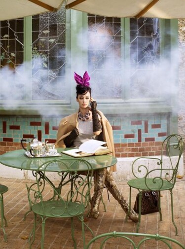 Photographie intitulée ""A" in Vuitton Bunn…" par Dana And Stephane Maitec, Œuvre d'art originale, Photographie numérique
