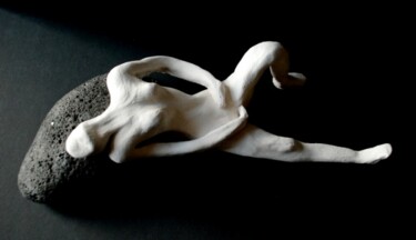 Scultura intitolato "La VolcAnnick." da Annick Terwagne, Pastelliste De La Fémin, Opera d'arte originale, Terracotta