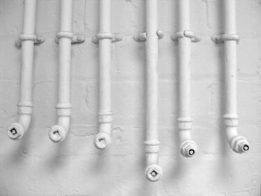 摄影 标题为“Blocked Pipes” 由Alphonse Mpeke, 原创艺术品