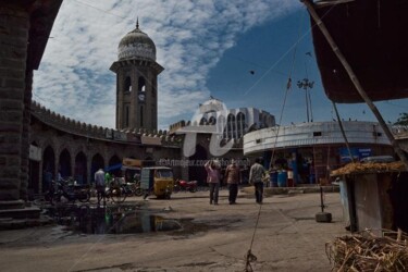 Photography titled "Mozamjahi Market05" by Kishore Singh, Original Artwork