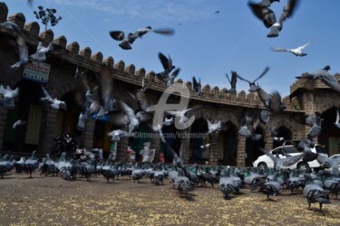 Photography titled "Mozamjahi Market04" by Kishore Singh, Original Artwork