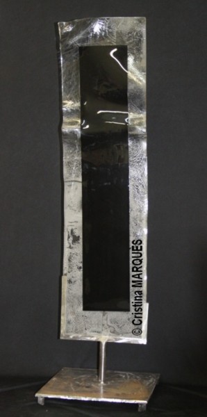 Sculpture titled "Black Ice Monolith" by Cristina Marquès, Original Artwork, Plastic