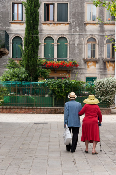 Photographie intitulée "Couple vénitien" par Jean-Marc Angelini, Œuvre d'art originale