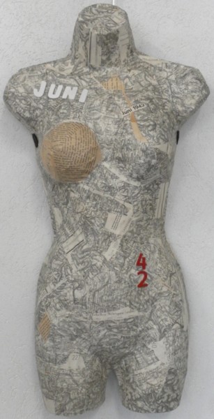 雕塑 标题为“buste-juni-42-80x40…” 由Evelyne Dominault, 原创艺术品, 混合媒体