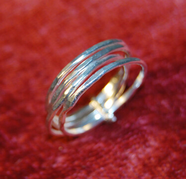 Design intitolato "4 Rings - Sterling…" da Ravid Wolff, Opera d'arte originale