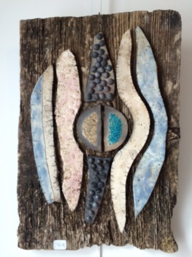 Sculpture intitulée "Abstraction bleue" par Armelle Colombier, Œuvre d'art originale, Céramique Monté sur Panneau de bois