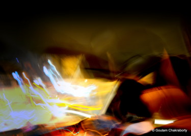 Photographie intitulée "Painting with Light…" par Goutam Chakraborty, Œuvre d'art originale