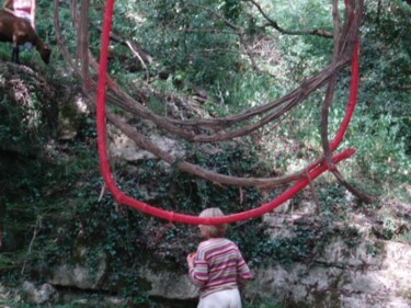 Installation intitulée "passage ;;; sentier…" par Catherine Monmarson, Œuvre d'art originale