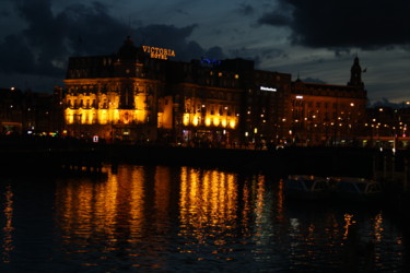 Photography titled "Amsterdam 3" by Marie-José Longuet, Original Artwork, Digital Photography