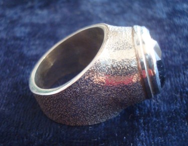 Artesanía titulada "Anillo de Plata con…" por Maga, Obra de arte original, Joyas
