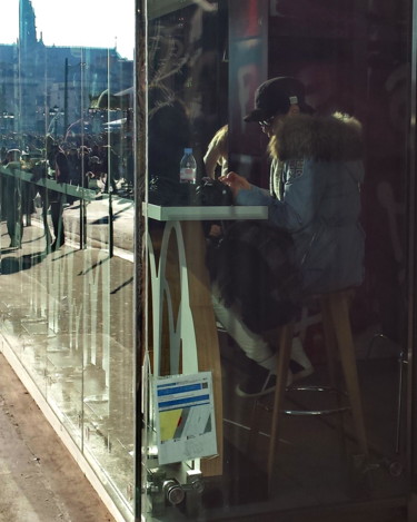 Photographie intitulée "Hotel de Ville" par Pascal Buffard, Œuvre d'art originale