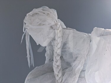 Sculpture intitulée "Ange blanc assis" par Madorssane, Œuvre d'art originale, Plastique