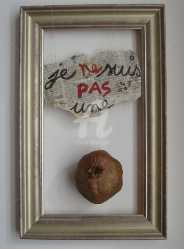 Peinture intitulée "je-ne-suis-pas-une-…" par Marie Malherbe, Œuvre d'art originale