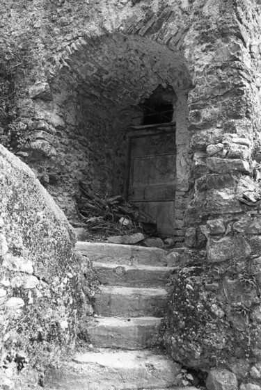 Photography titled "Vecchia abitazione" by Giuseppe Persia, Original Artwork, Analog photography